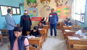 رئيس منطقة دمياط الأزهرية يتفقد لجان امتحانات الشهادتين الابتدائية والإعدادية الترم الثاني 2024