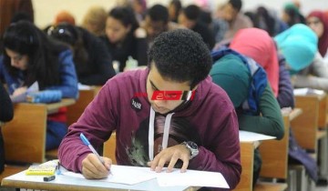 اختلاف آراء طلاب الثانوية العامة حول امتحانات الفيزياء والتاريخ اليوم في الإسكندرية