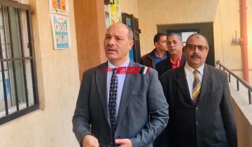 مدير تعليم الإسكندرية يتفقد تفعيل مبادرة مدارس الإسكندرية بلا مشكلات في القراءة والكتابة