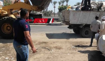 مصادرة 1.64 طن مخلفات من داخل مخزن خردة بقرية الرياض بدمياط