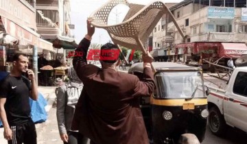 حملة مكبرة لازالة اشغالات مدينة كفر سعد بدمياط