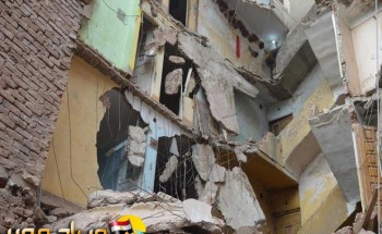 عاجل :انهيار عقار فى وسط الاسكندرية