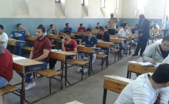 29101 من طلاب الثانوية يؤدون الامتحانات صباح اليوم فى محافظة البحيرة