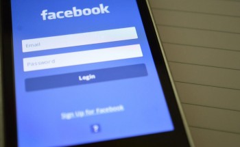 السر الحقيقي وراء ” تسجيل الخروج ” لأكثر من 50 مليون مستخدم على فيس بوك بالأمس