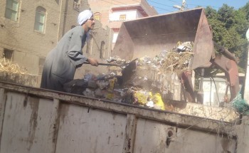 في استجابة للمواطنين … دعم عزبة العمده بالبحيرة بـ 4 صناديق القمامه