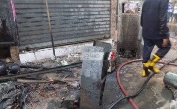 السيطرة على حريق اندلع في ورشة لصناعة الموبليات بقرية العنانية بدمياط