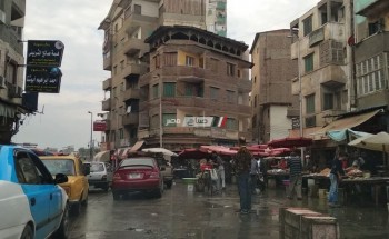 موجة من الامطار الغزيرة تضرب محافظة دمياط و تغرق الشوارع