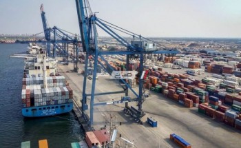 “ميناء دمياط” 10 سفن حاويات وبضائع عامة ويغادر عدد 1135 شاحنة