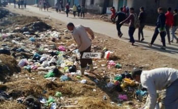 بدء اعمال حملة النظافه بهندسة أبوالريش بحرى بالبحيرة بعد شكاوى الاهالي