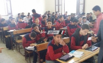 تكرار مشكلة “السيستم واقع” في ثاني أيام امتحان الصف الأول الثانوي بالإسكندرية