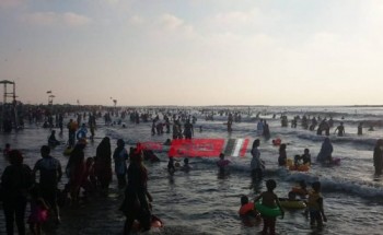 اقبال كبير على شواطئ مدينة رأس البر في ثالث أيام عيد الأضحى المبارك