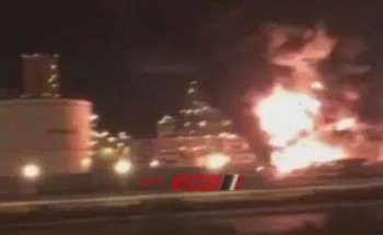 بالفيديو/ حريق هائل بمعامل نفط أرامكو والداخلية السعودية: استهدفا بطائرتين بدون طيار