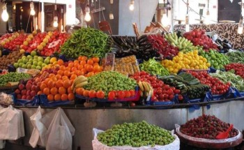 ارتفاع أسعار الطماطم والليمون و البسلة في سوق الجملة اليوم