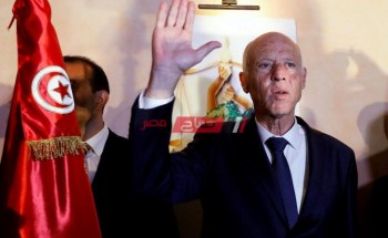 الرئيس التونسى يطالب المواطنيين بالبقاء بالمنزل ويعلن الحجر الصحى العام