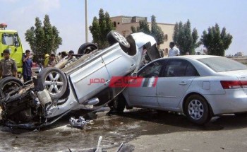 مصرع شخص وإصابة 3 أخرين إثر حادث تصادم مرورى على طريق وادى النطرون اتجاه القاهرة