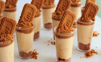 طريقة عمل حلوى اللوتس في الكاسات بطريقة سهلة وبسيطة لحلويات شهر رمضان ٢٠٢١