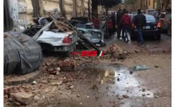 انهيار أجزاء من عقار وتلف عدد من السيارات بمحافظة الإسكندرية بسبب الطقس الغير مستقر
