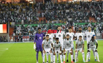 الأهلي السعودي يمنح نجم الفريق إجازة