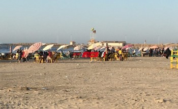 استمرار الاقبال على شواطىء رأس البر في ثالث ايام عيد الفطر 2023