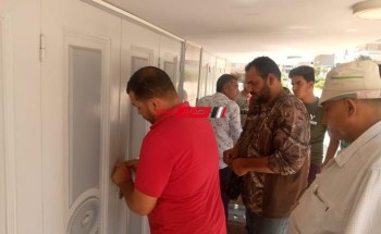 اغلاق محلات تجارية وجراجات مخالفه بشارع النيل في رأس البر