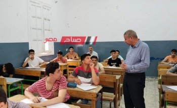 مدير تعليم دمياط يتابع امتحانات الشهادة الإعدادية للترم الثاني 2024 بعدد من المدارس
