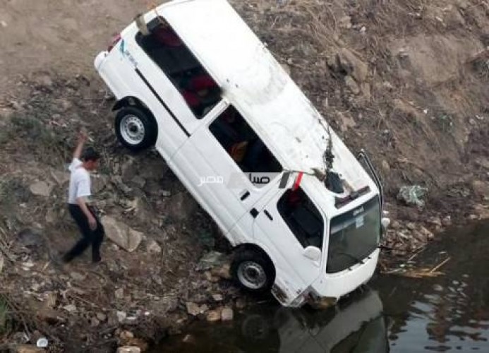 حادث مروح يتنج عنه إصابة 15 شخص بمحافظة سوهاج