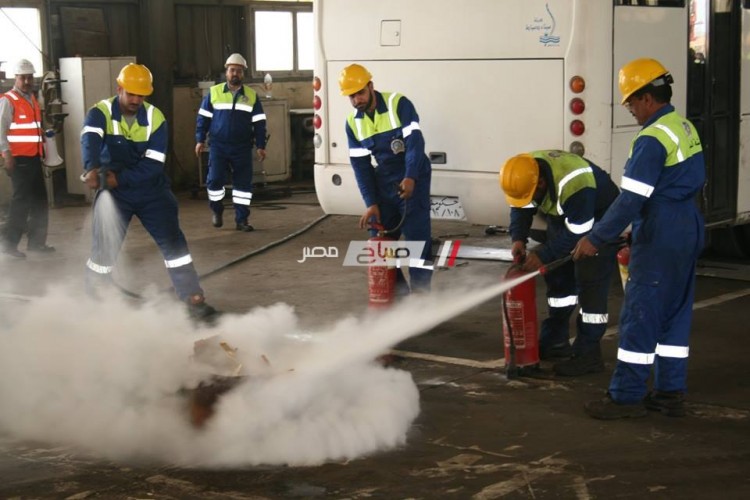مناورة تدريبية على حريق افتراضى بورش هيئة ميناء دمياط