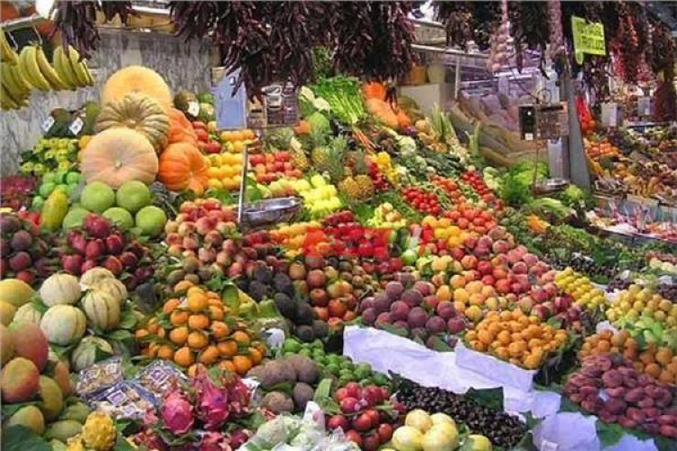 تعرف على اخر أسعار الفاكهة اليوم الجمعة 7-4-2023 بالاسواق لكل الانواع
