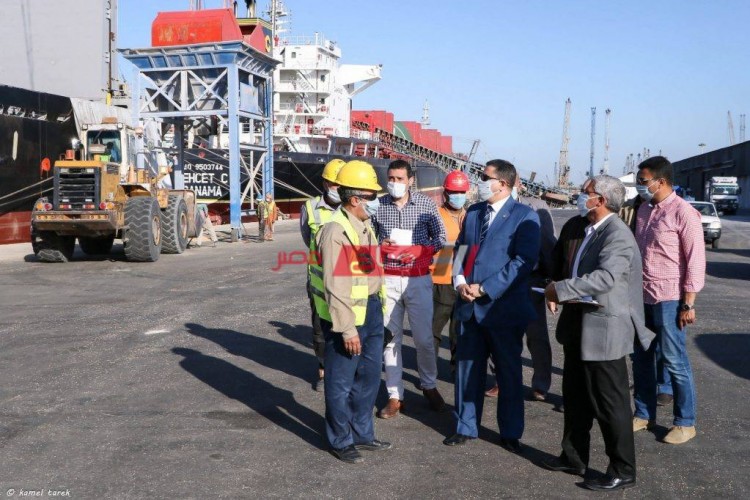 ميناء دمياط يستقبل 9 سفن حاويات وبضائع عامة خلال 24 ساعة