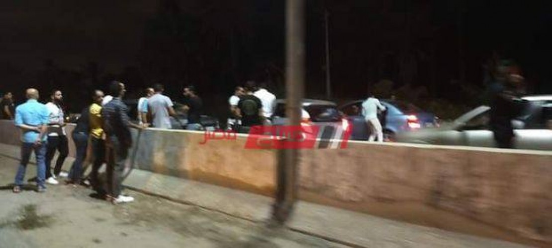 بالصورة إنقلاب سيارة ملاكي على طريق رأس البر بدمياط دون وفيات