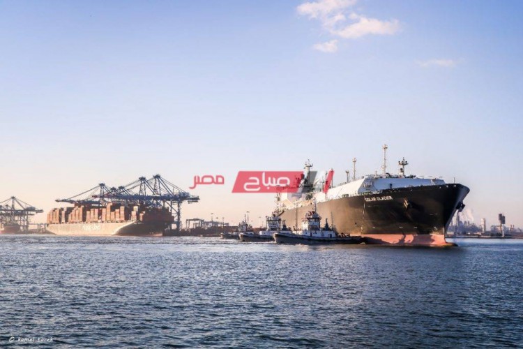 ميناء دمياط يعلن تصدير أول شحنة من الغاز المسال عبر سفينة GOLAR GLACIER