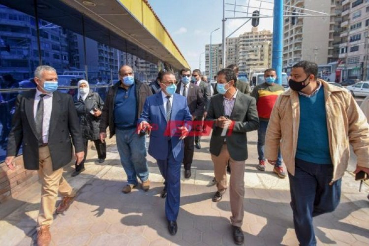 حملات إزالة مكبرة لمباني الكافيهات الحاجبة لرؤية البحر بالإسكندرية
