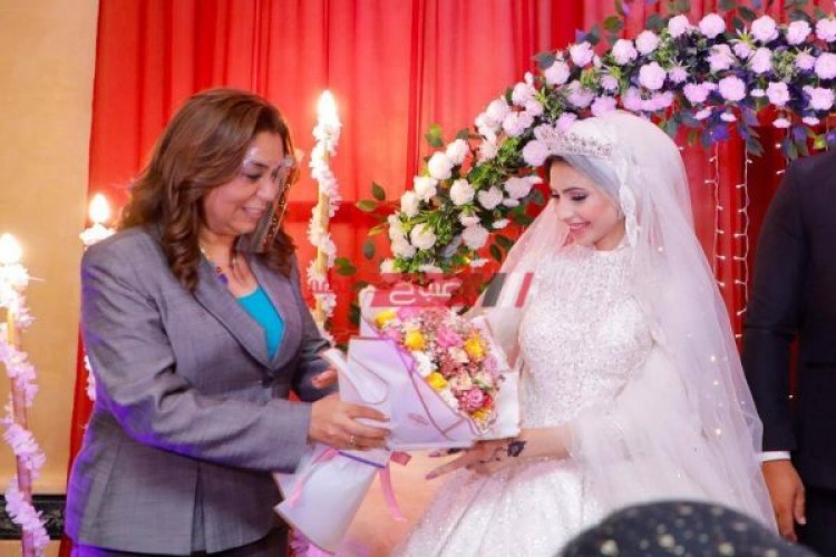 محافظ دمياط تستجيب لدعوة عروسة والديها متوفين لحضور حفل زفافها