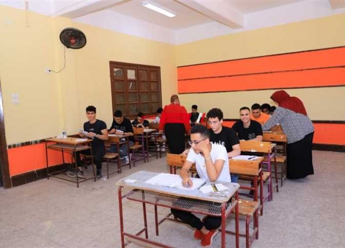 جدول امتحانات الصف الثاني الثانوي محافظة بورسعيد الترم الثاني 2023