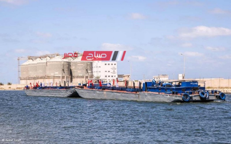 4 وحدات نهرية “بارج” تغادر ميناء دمياط بعد تفريغ شحنة 1002 طن أسمنت معبأ
