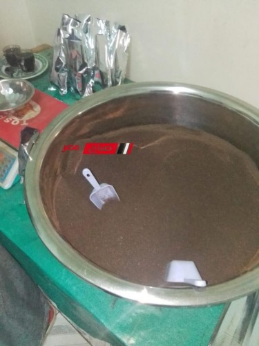 ضبط مصنع شاي وبن غير مرخص بمدينة السرو بدمياط
