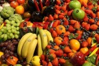 ننشر متوسط أسعار الفاكهة اليوم الجمعة 17-5-2024 في السوق