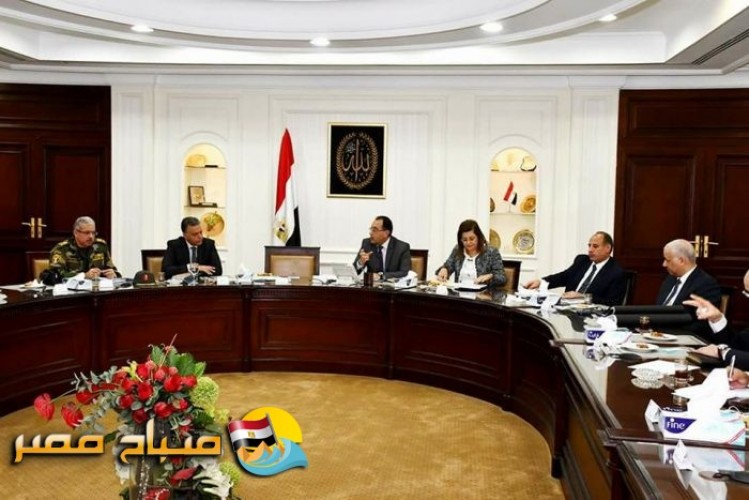 وزير الإسكان يترأس اجتماعاً لمتابعة مشروع تطوير محور المحمودية بمحافظة الإسكندرية