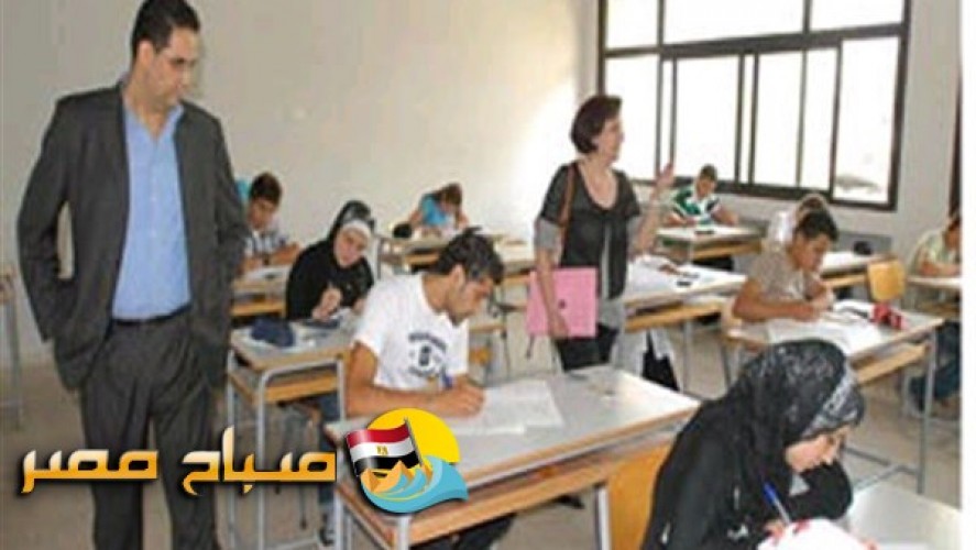 ضبط طالب ثانوي يرسل إجابات الامتحانات عبر “واتس آب ” في الشرقية