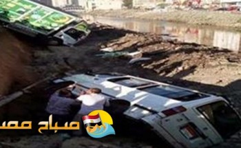 بالفيديو.. انهيار جانب ترعة المحمودية بالإسكندرية.. يتسبب فى سقوط سيارتين