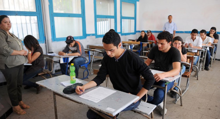 ننشر جدول امتحانات الصف الثاني الثانوي لمحافظة السويس 2019 نصف العام