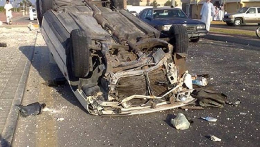 إصابة 3 أشخاص جراء انقلاب سيارة بالطريق الدولى “العلمين – القاهرة”
