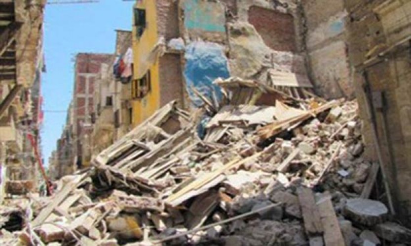 انهيار منزل فى الاسكندرية يسفر عن مصرع شخص واصابة اثنين