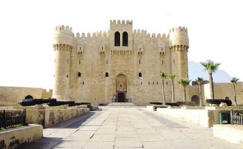 تعرف على تفاصيل أزمة لسان قلعة قيتباى الأثرى بالإسكندرية