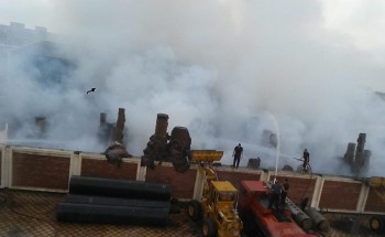 النيران تلتهم مصنع بالكامل بمدينة دمياط الجديدة فجر اليوم “صور”
