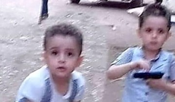 جيران المتهم بقتل  طفليه: محمود اجبر على تمثيل الجريمة