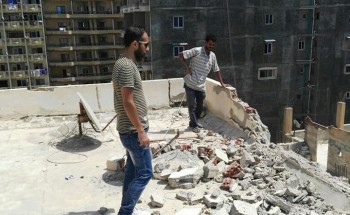 سقوط أجزاء من عقار بحي العجمي بالإسكندرية