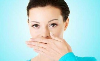 وصفات بسيطة للتخلص من رائحة الفم الكريهة