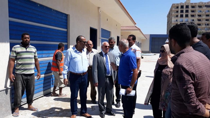 “محافظ بورسعيد” يتفقد اعمال الانتهاء من سوق السمك الجديد
