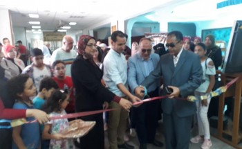 افتتاح معرض مكتبة مصر العامة بدمياط للاشغال اليدوية بمشاركة مجلس الأمناء